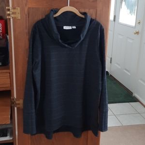 NWOT. cee bee Activewear Tunic